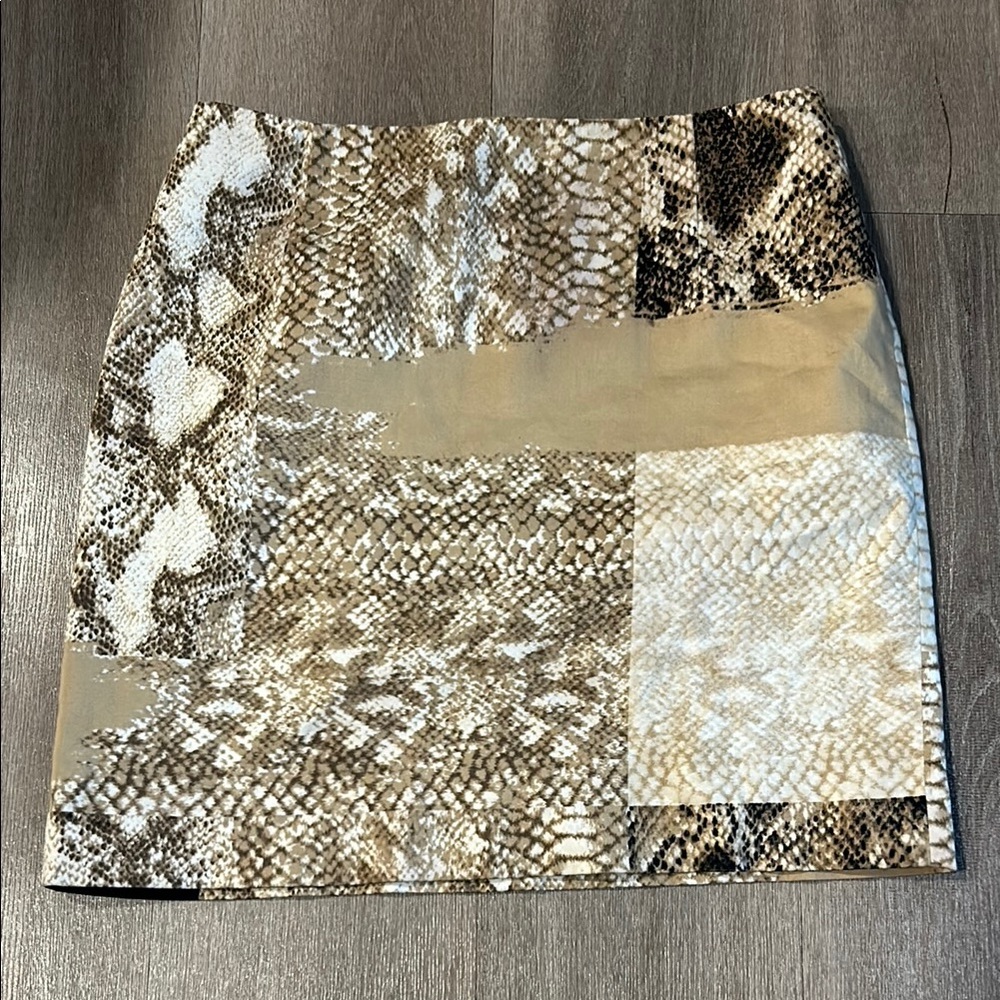 Stylish Snake Print Women's Skirt